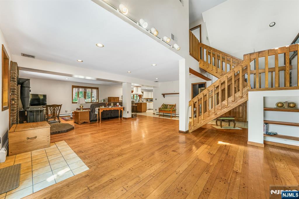 Homes for sale in Montville Township, NJ | 42 Upper Mountain Ave, Montville Township, NJ 07045 | MLS# 25027341