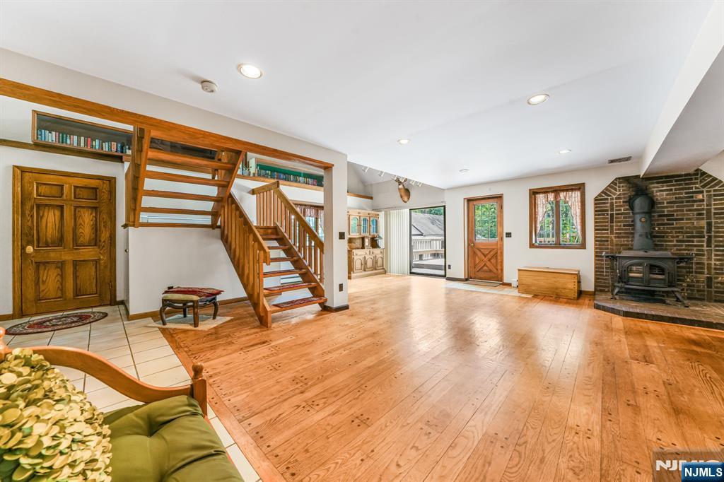 Homes for sale in Montville Township, NJ | 42 Upper Mountain Ave, Montville Township, NJ 07045 | MLS# 25027341