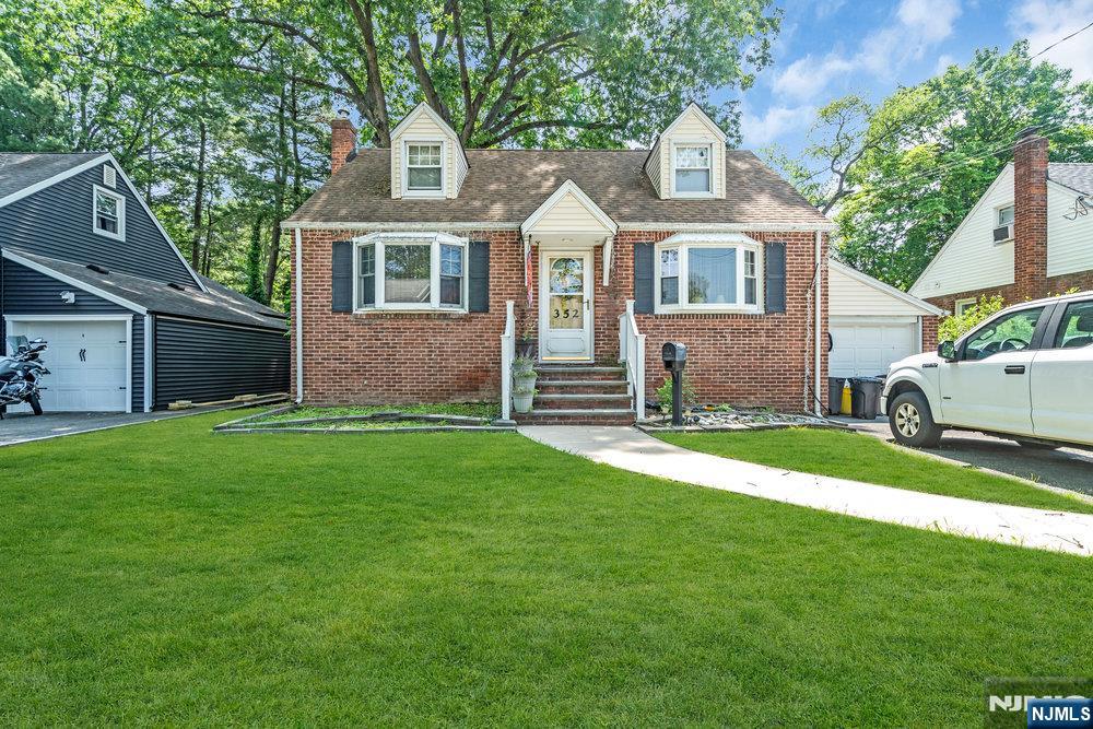 Homes for sale in New Milford, NJ | 352 Birchwood Rd, New Milford, NJ 07646 | MLS# 25027346