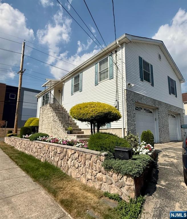 Homes for sale in Fair Lawn, NJ | 2-02 Fairlawn, Fair Lawn, NJ 07410 | MLS# 25027347