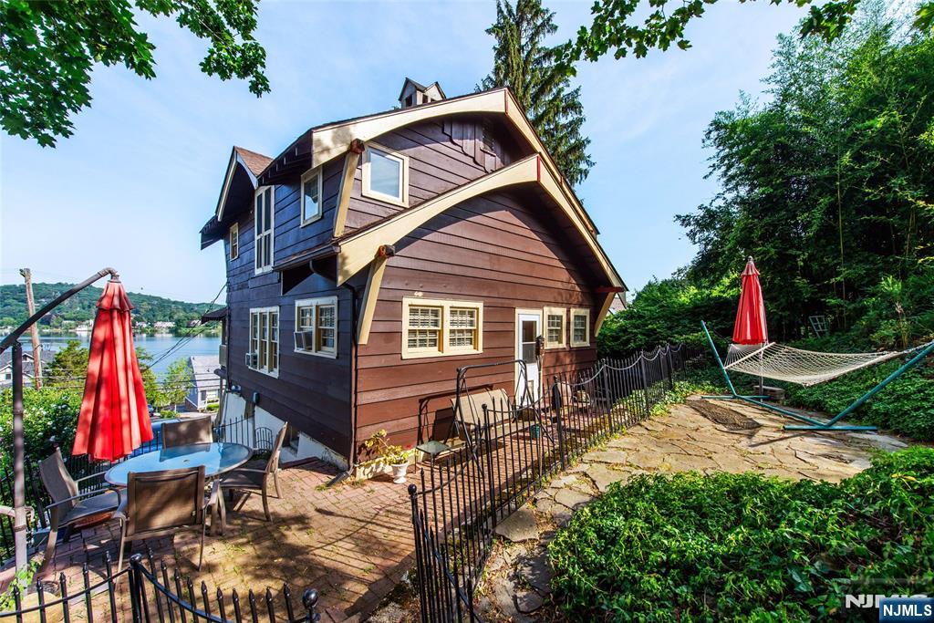 Homes for sale in Sparta, NJ | 23 Shore Trl, Sparta, NJ 07871 | MLS# 25027431