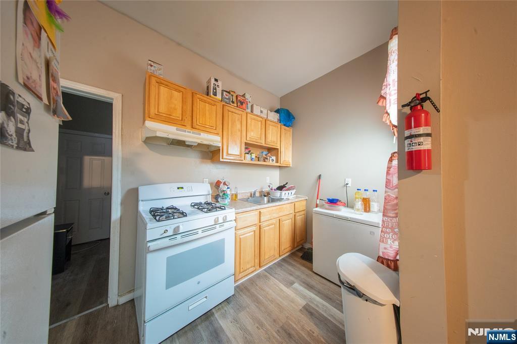 Homes for sale in Paterson, NJ | 338-340 Ellison St, Paterson, NJ 07501 | MLS# 25027439