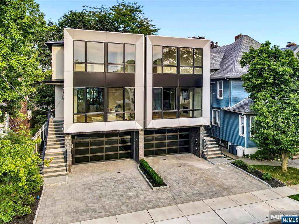 Homes for sale in Fort Lee, NJ | 1062 Anderson Ave, Fort Lee, NJ 07024 | MLS# 25027449