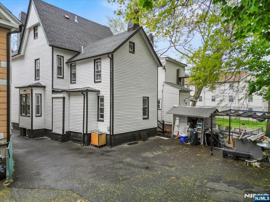 Homes for sale in East Orange, NJ | 104 Hollywood Ave, East Orange, NJ 07018 | MLS# 25027459