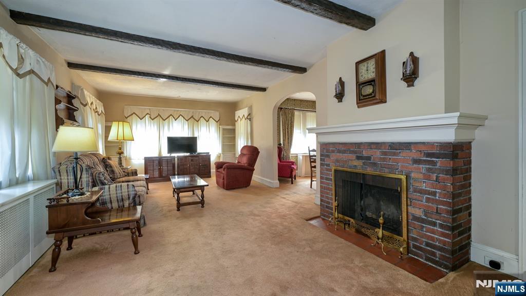 Homes for sale in Teaneck, NJ | 536 Sagamore Ave, Teaneck, NJ 07666 | MLS# 25027462