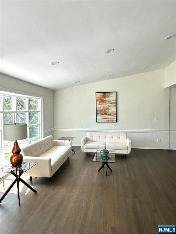 Homes for sale in West Orange, NJ | 15 Korwel Cir, West Orange, NJ 07052 | MLS# 25027480