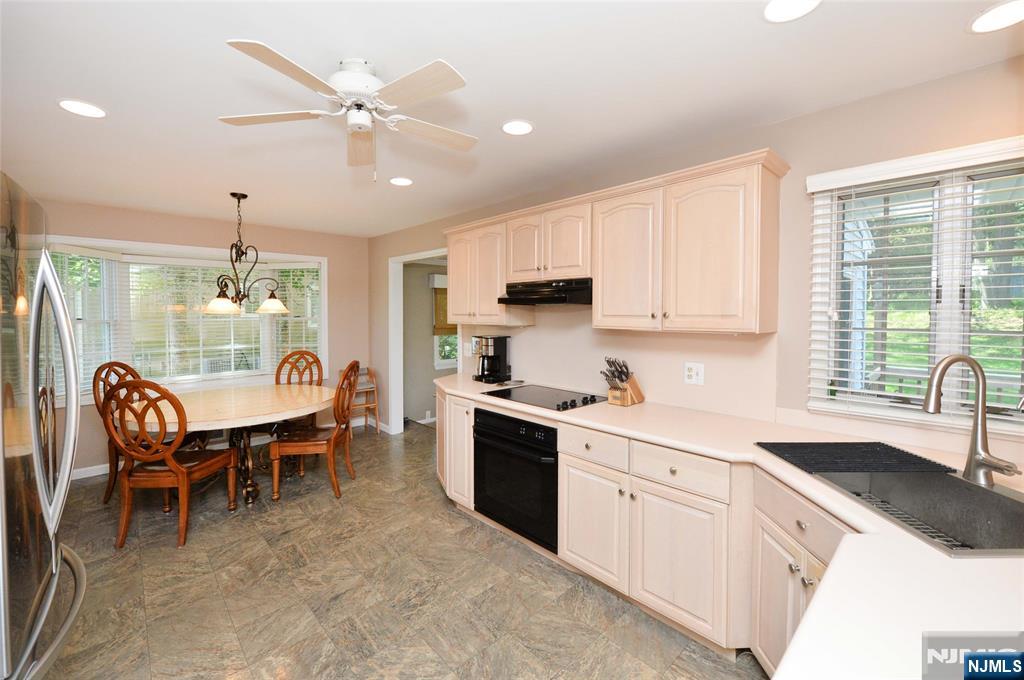 Homes for sale in Wayne, NJ | 122 Balsam Rd, Wayne, NJ 07470 | MLS# 25027482