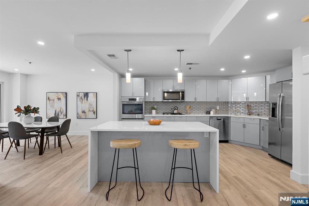$789,000 Condo
