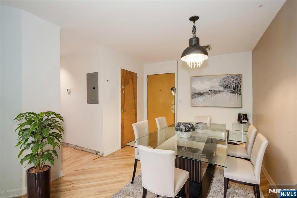 Homes for sale in Cliffside Park, NJ | 364 Palisade Ave #4C, Cliffside Park, NJ 07010 | MLS# 25027616