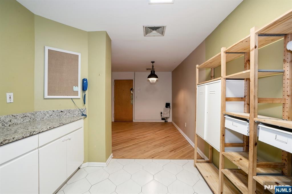 Homes for sale in Cliffside Park, NJ | 364 Palisade Ave #4C, Cliffside Park, NJ 07010 | MLS# 25027616