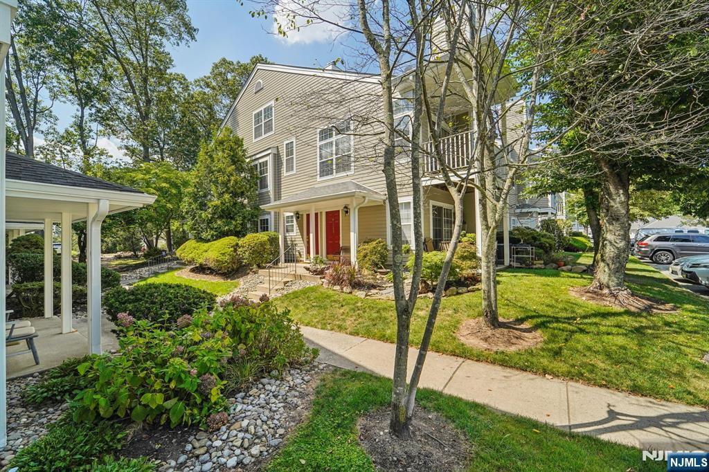 Homes for sale in Mahwah, NJ | 1194 Richmond Rd, Mahwah, NJ 07430 | MLS# 25027618