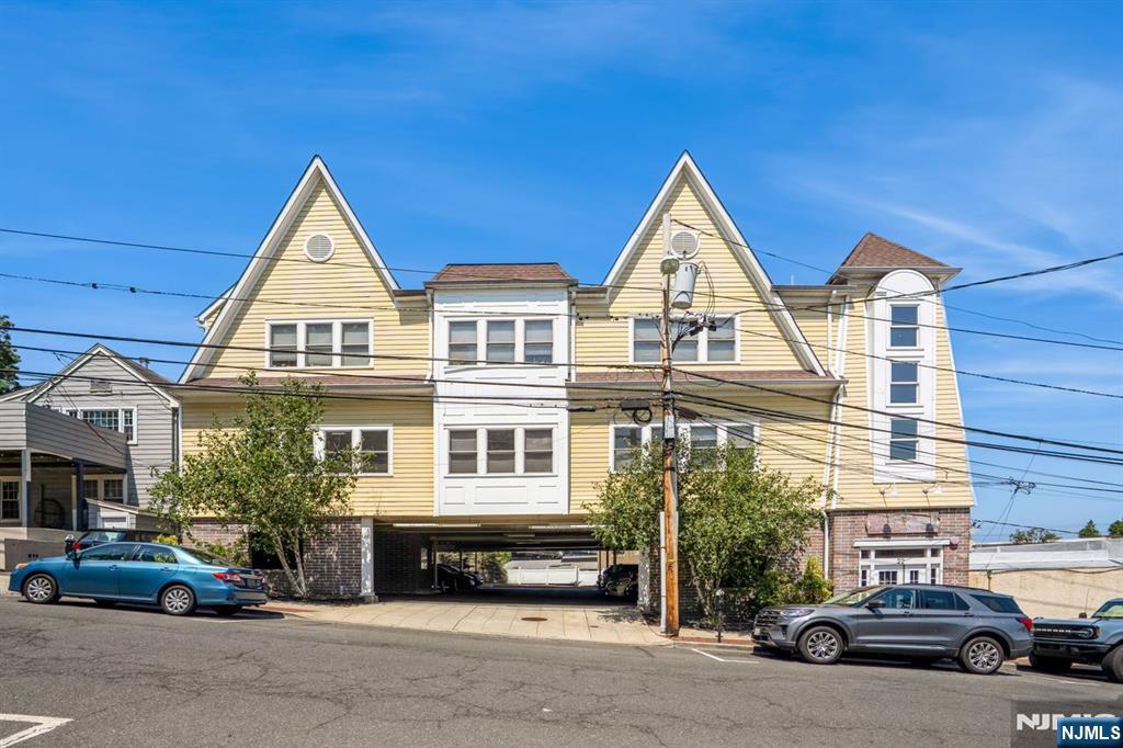 Homes for sale in Rutherford, NJ | 22 Sylvan St #3B, Rutherford, NJ 07070 | MLS# 25027621