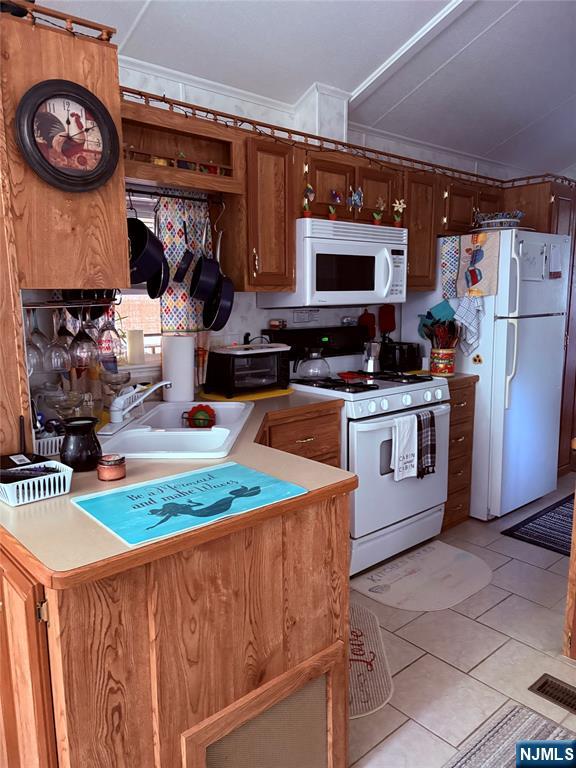 Homes for sale in Sussex, NJ | 43 Dogwood Vlg, Sussex, NJ 07461 | MLS# 25027706