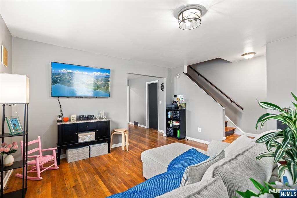 Homes for sale in Orange, NJ | 401 White St, Orange, NJ 07050 | MLS# 25027758