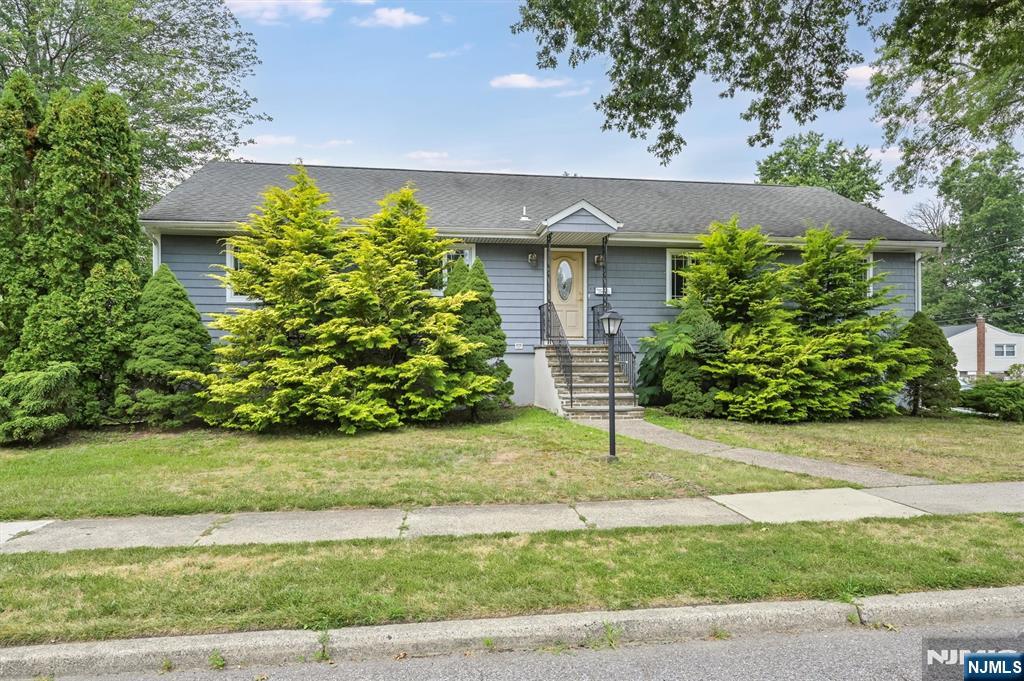 $799,900 Ranch