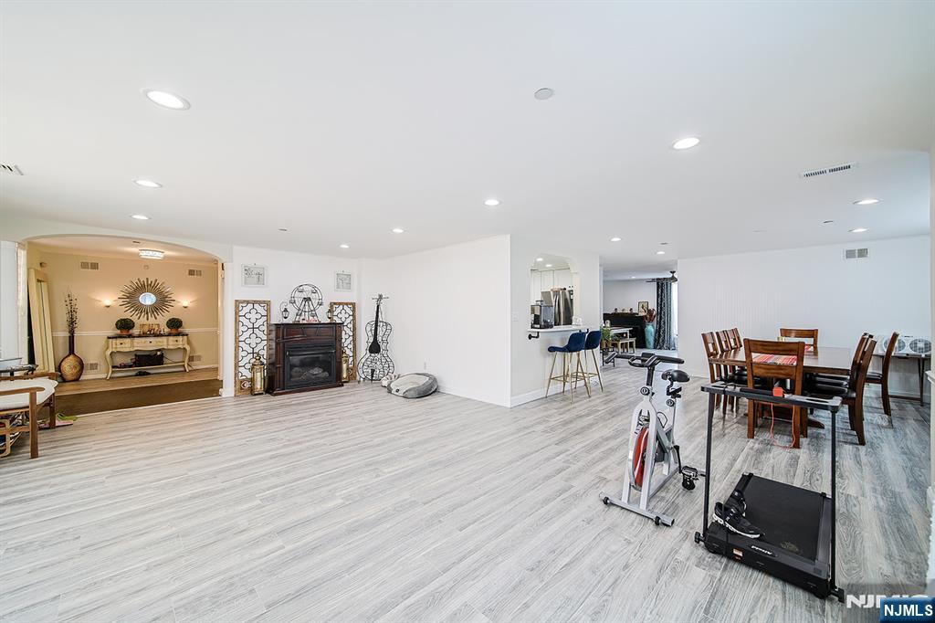 Homes for sale in Fort Lee, NJ | 1018 Palisade Ave #7, Fort Lee, NJ 07024 | MLS# 25027965