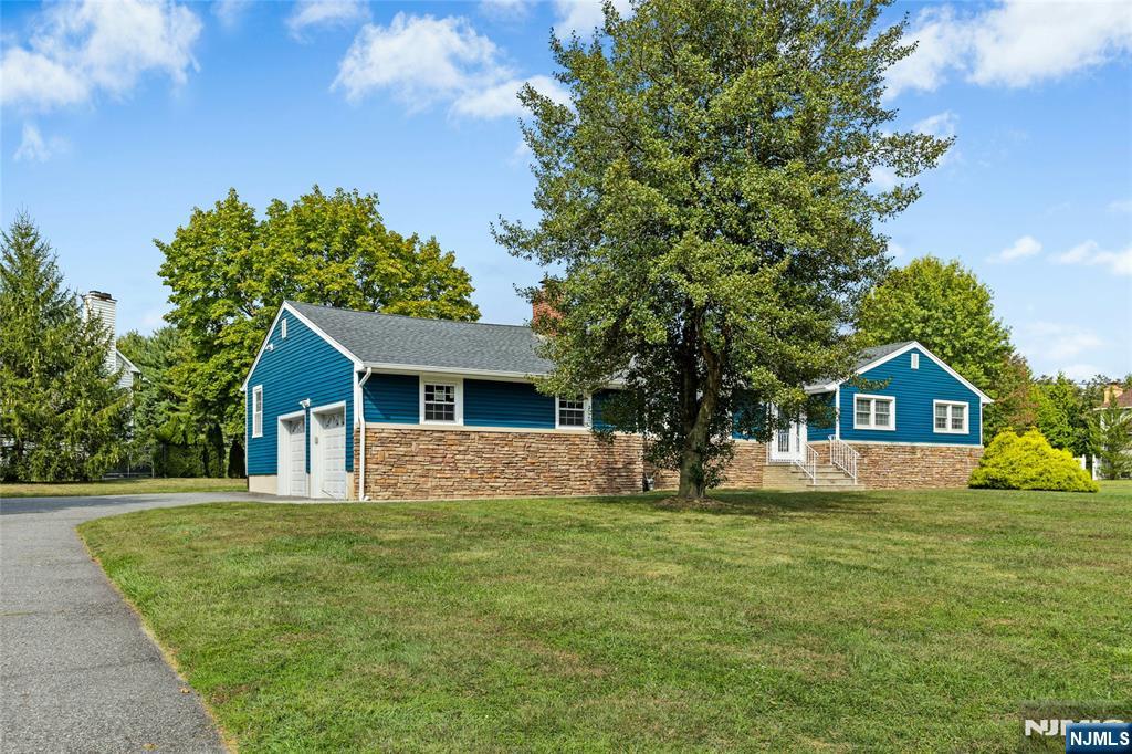 Homes for sale in Scotch Plains, NJ | 1701 Raritan Rd, Scotch Plains, NJ 07076 | MLS# 25028029