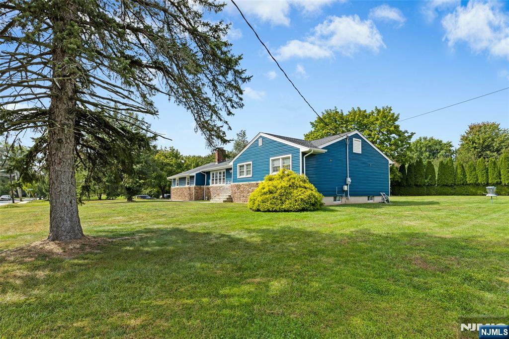 Homes for sale in Scotch Plains, NJ | 1701 Raritan Rd, Scotch Plains, NJ 07076 | MLS# 25028029