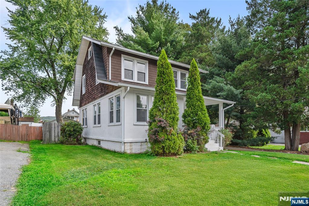 Homes for sale in Bloomingdale, NJ | 20 Orchard St, Bloomingdale, NJ 07403 | MLS# 25028042