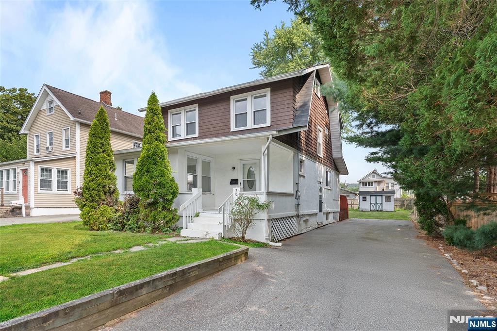 Homes for sale in Bloomingdale, NJ | 20 Orchard St, Bloomingdale, NJ 07403 | MLS# 25028042