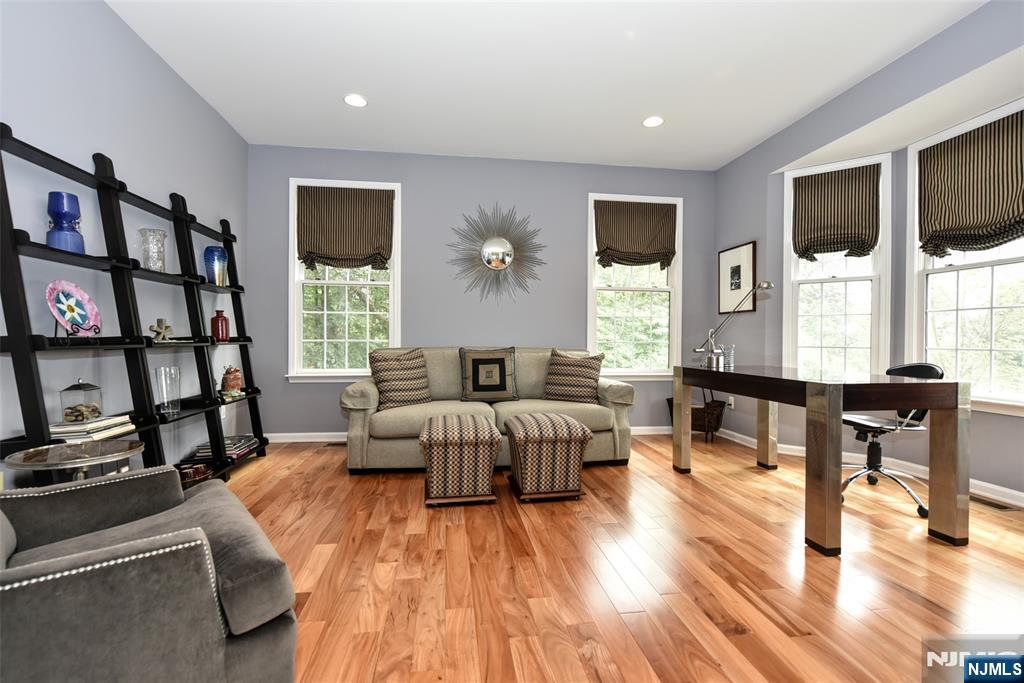 Homes for sale in Tuxedo Park, NY | 64 Cedar Dr, Tuxedo Park, NY 10987 | MLS# 25028273