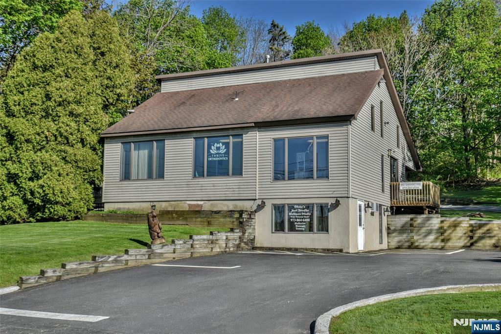 183 Boulevard, Hasbrouck Heights, NJ, 07604