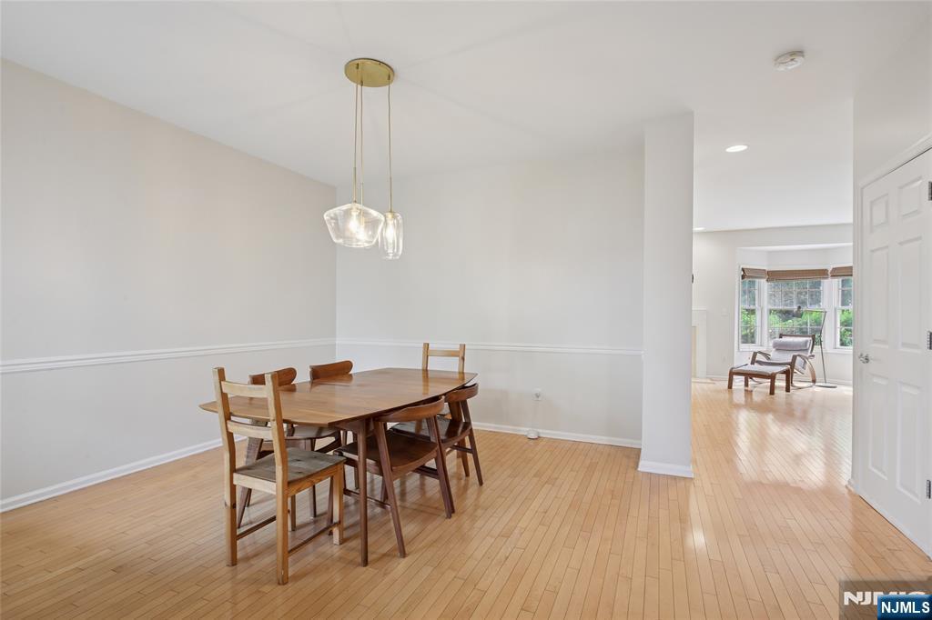 Homes for sale in Livingston, NJ | 305 Binghampton Ln, Livingston, NJ 07039 | MLS# 25028291