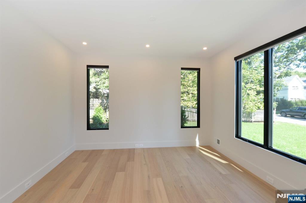 Homes for sale in Demarest, NJ | 3 Central Ave, Demarest, NJ 07627 | MLS# 25028318