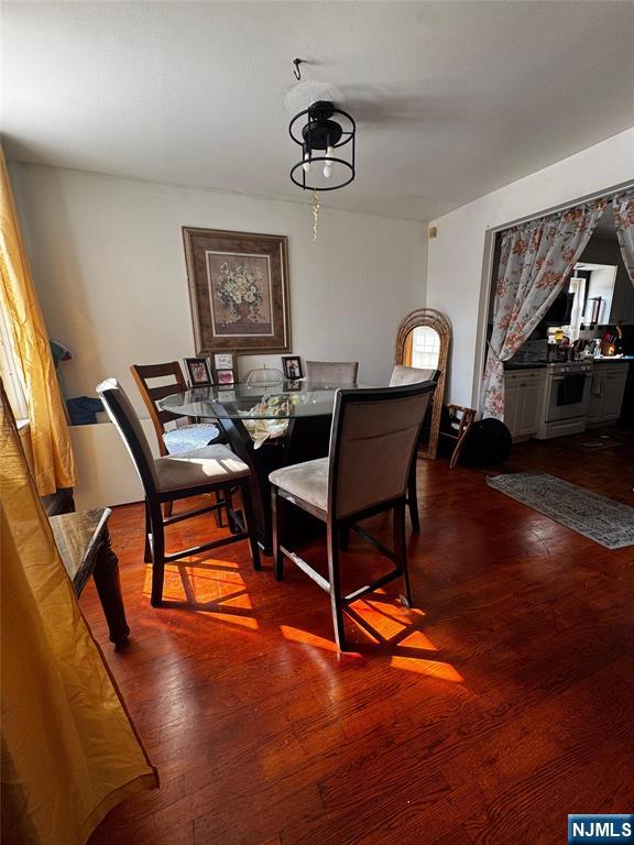 Homes for sale in Fairview, NJ | 300 Delano Pl, Fairview, NJ 07022 | MLS# 25028328