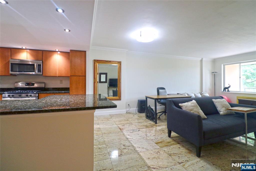 $280,000 Condo
