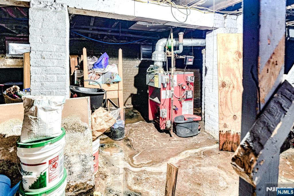 Homes for sale in Newark, NJ | 44 Stuyvesant Ave, Newark, NJ 07106 | MLS# 25028432