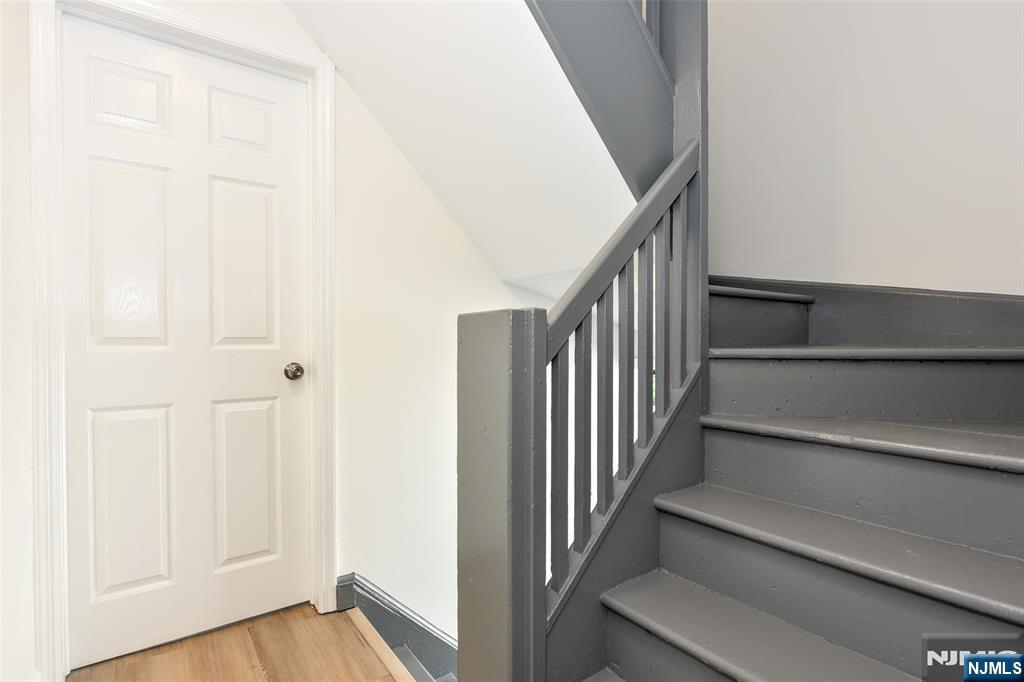 STEPS TO UPPER LEVEL