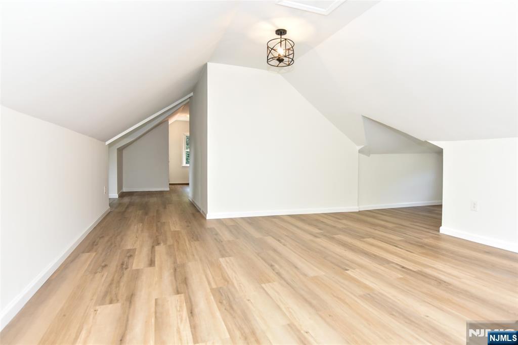 HUGE BEDROOM/FAMILY ROOM