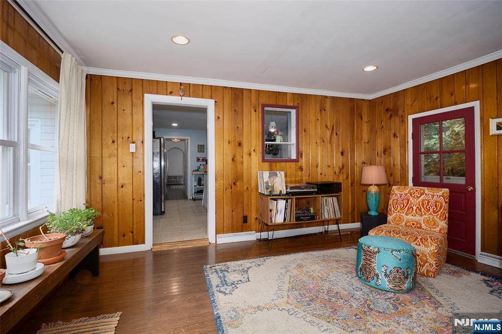 Homes for sale in Hamburg, NJ | 41 Sand Pond Rd, Hamburg, NJ 07419 | MLS# 25028521