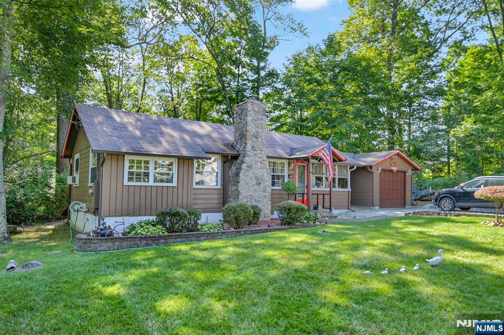 Homes for sale in Vernon, NJ | 134 Birch Rd, Vernon, NJ 07422 | MLS# 25028550