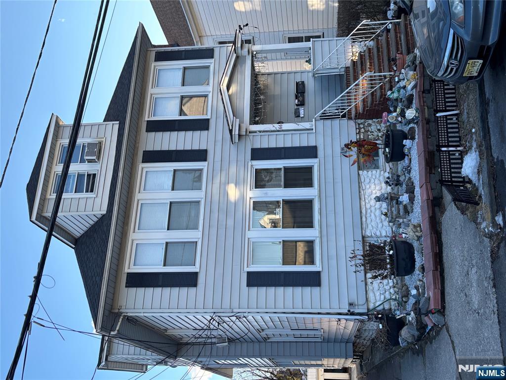 Homes for sale in Paterson, NJ | 66 Danforth Ave, Paterson, NJ 07501 | MLS# 25028584