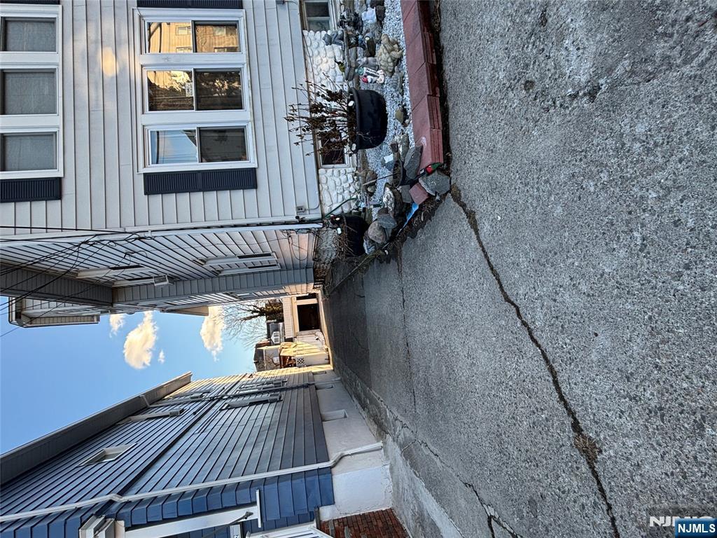 Homes for sale in Paterson, NJ | 66 Danforth Ave, Paterson, NJ 07501 | MLS# 25028584