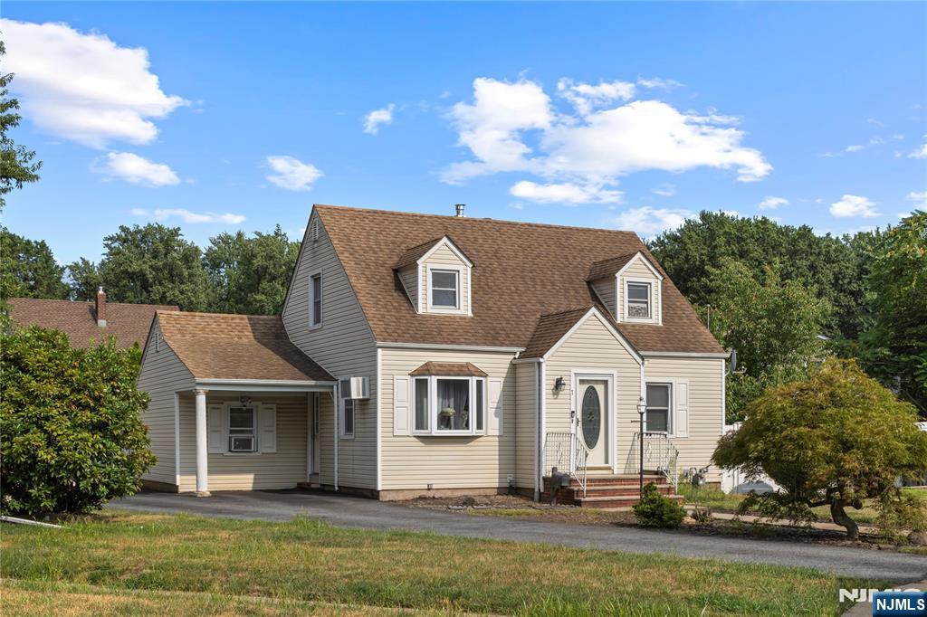 Homes for sale in Haledon, NJ | 7 Haledon Ct, Haledon, NJ 07508 | MLS# 25028634