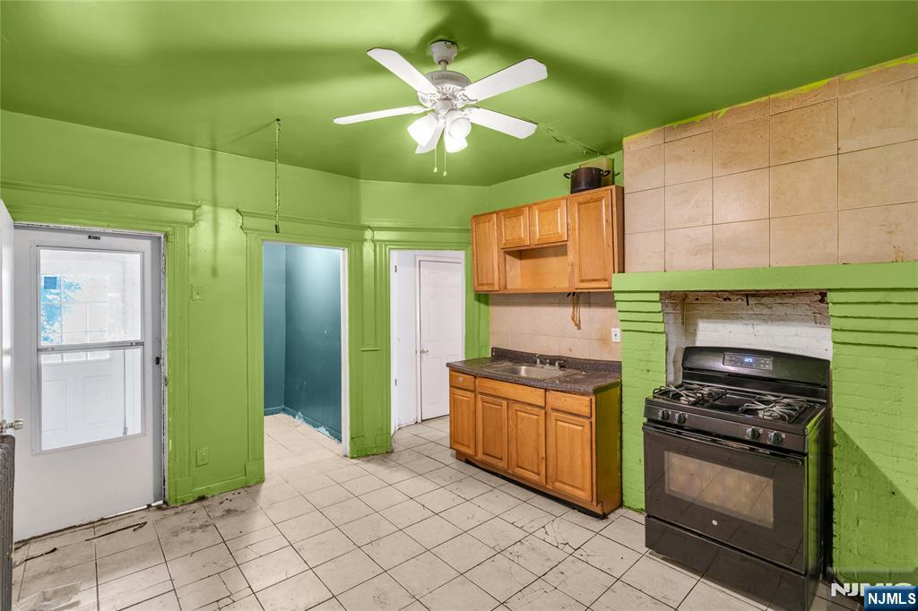 Homes for sale in East Orange, NJ | 182 Maple Ave, East Orange, NJ 07017 | MLS# 25028643