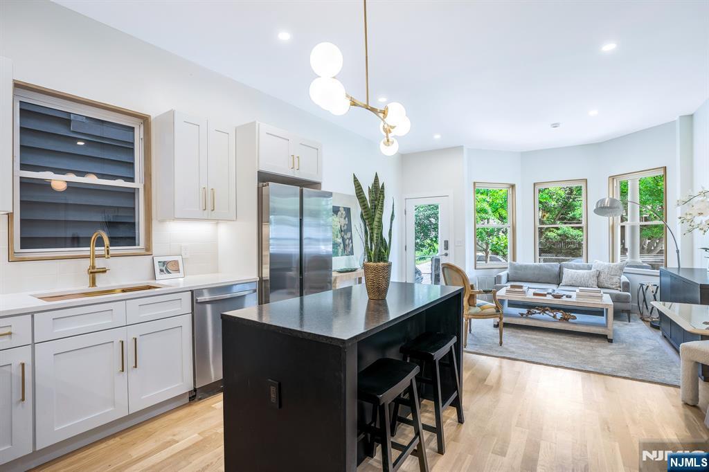 Homes for sale in Weehawken, NJ | 3 Bonn Pl #1, Weehawken, NJ 07086 | MLS# 25028670