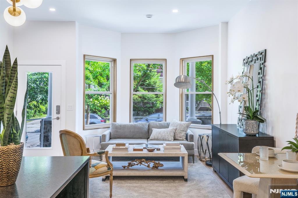 Homes for sale in Weehawken, NJ | 3 Bonn Pl #1, Weehawken, NJ 07086 | MLS# 25028670