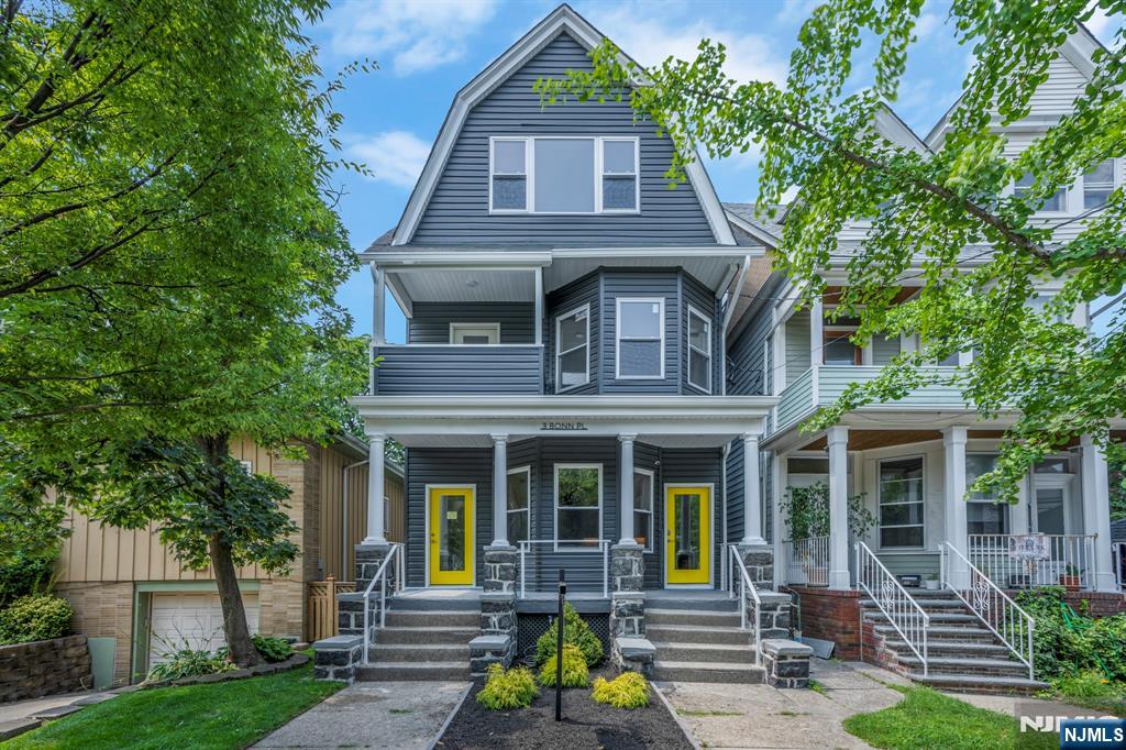 Homes for sale in Weehawken, NJ | 3 Bonn Pl #2, Weehawken, NJ 07086 | MLS# 25028673