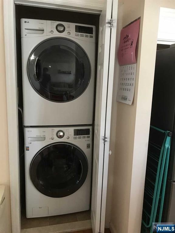 Homes for sale in Palisades Park, NJ | 118 Bergen Blvd #3A, Palisades Park, NJ 07650 | MLS# 25028689