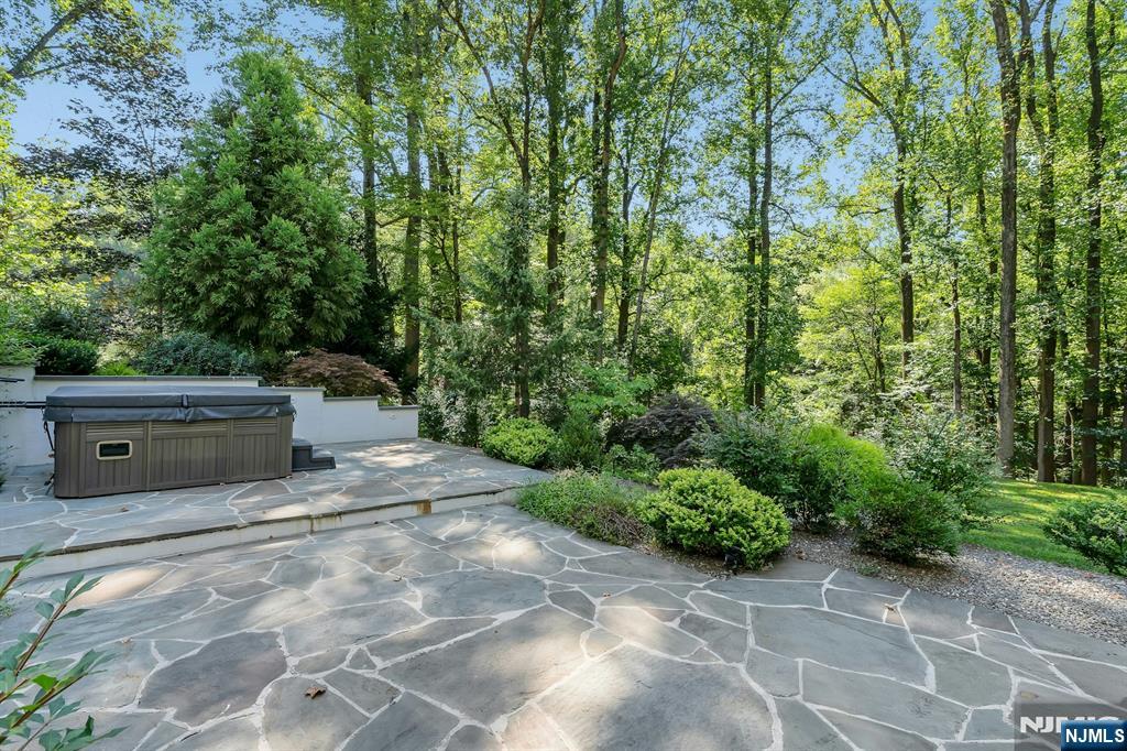 Homes for sale in Bernardsville, NJ | 40 Jockey Hollow Rd, Bernardsville, NJ 07924 | MLS# 25028692