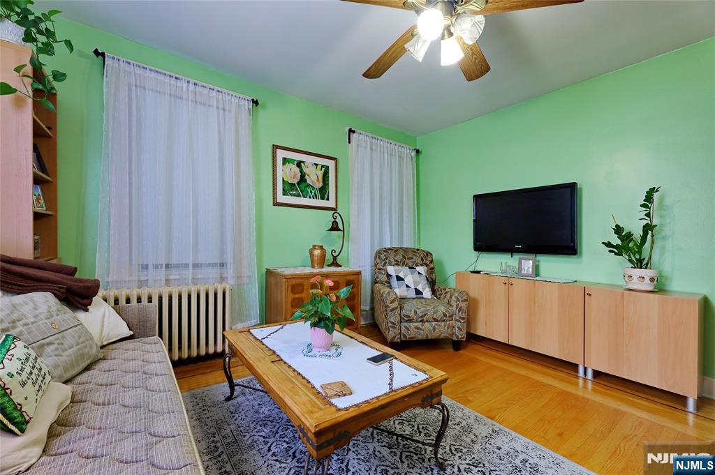 Homes for sale in Wallington, NJ | 106 110 Hayward Pl, Wallington, NJ 07057 | MLS# 25028760