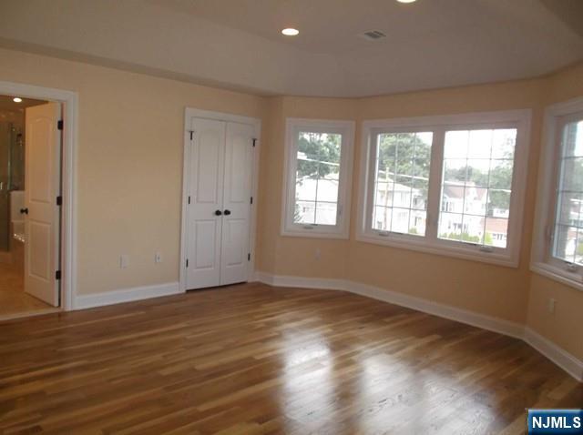 Homes for sale in Fort Lee, NJ | 811 Edgewood Ln #B, Fort Lee, NJ 07024 | MLS# 25028795