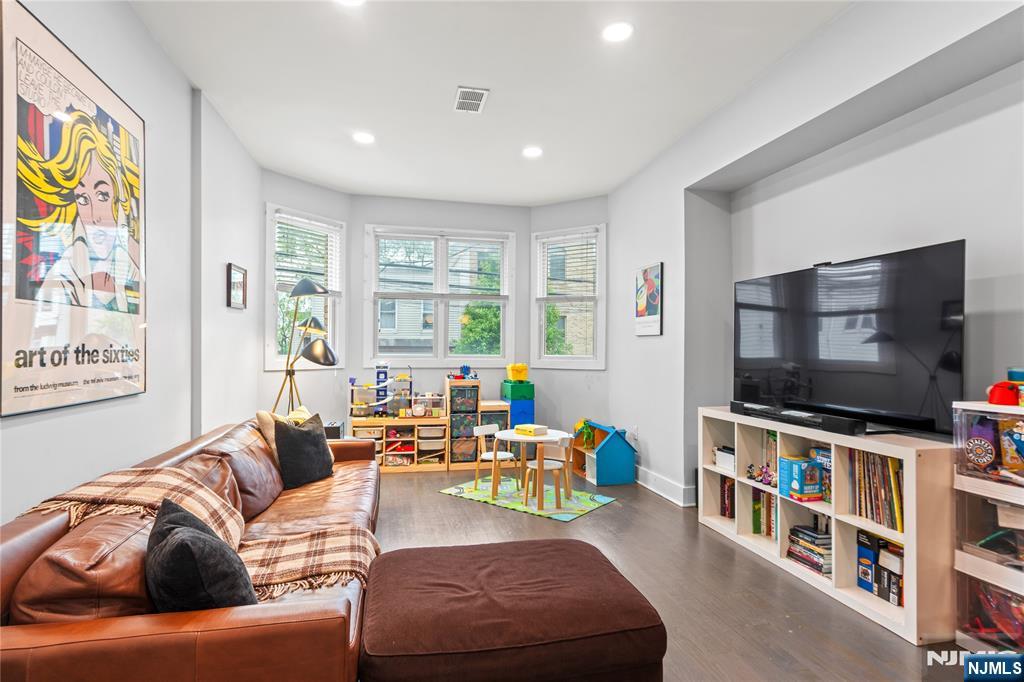 $599,000 Condo