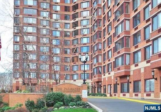 Homes for sale in Fort Lee, NJ | 100 Old Palisade Rd #3402, Fort Lee, NJ 07024 | MLS# 25028834