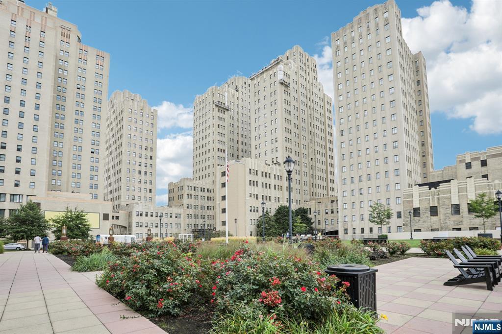 Homes for sale in Jersey City, NJ | 4 Beacon Way #900, Jersey City, NJ 07304 | MLS# 25028890