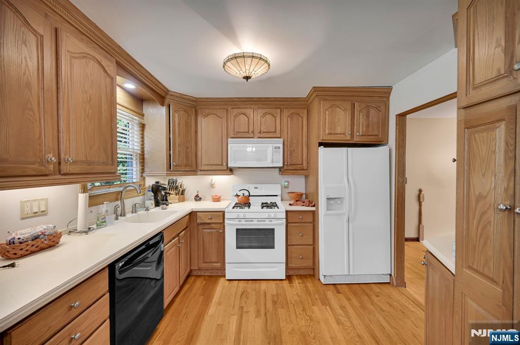 Homes for sale in West Milford, NJ | 145 Mountain Cir, West Milford, NJ 07480 | MLS# 25028905